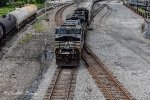 NS CROSSES CSX